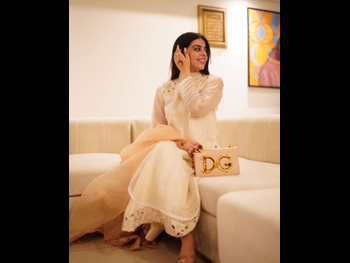  alt="Yashma Gill"