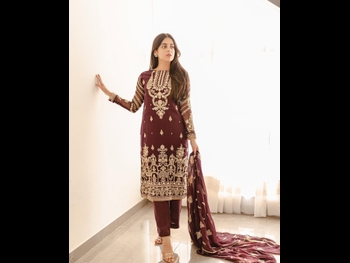  alt="Yashma Gill"