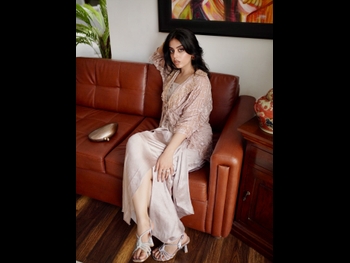  alt="Yashma Gill"