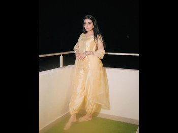  alt="Yashma Gill"