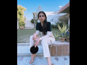  alt="Yashma Gill"