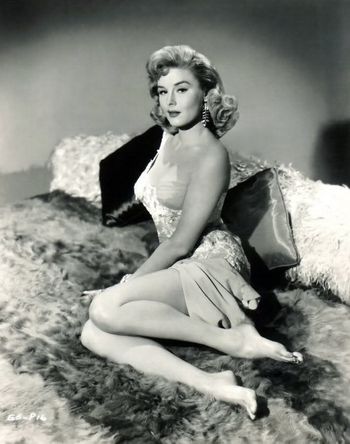 Elaine Stewart (I)