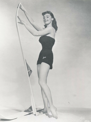 Elaine Stewart (I)