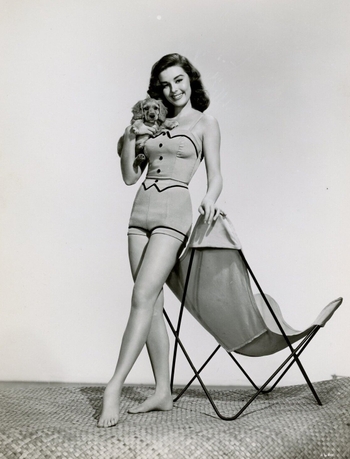 Elaine Stewart (I)