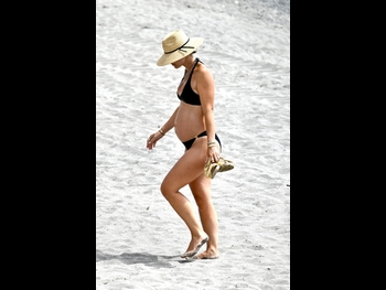  alt="Vogue Williams"