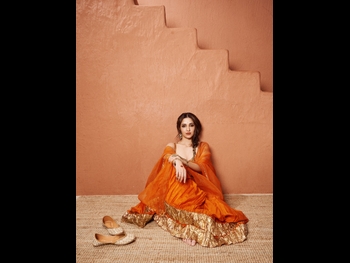  alt="Neha Shetty"