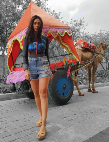 Mrunal Thakur