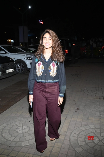 Mrunal Thakur