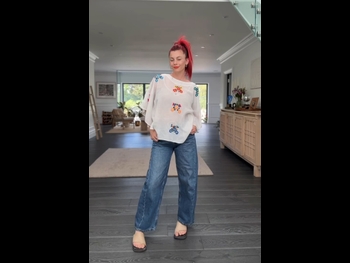  alt="Dianne Buswell"