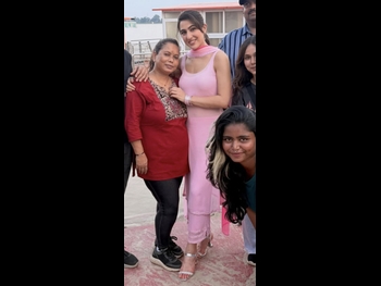  alt="Sara Ali Khan"