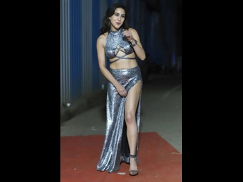  alt="Sara Ali Khan"