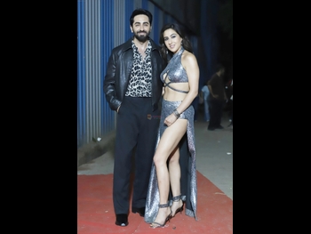  alt="Sara Ali Khan"