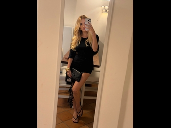  alt="Giovanna Chaves"