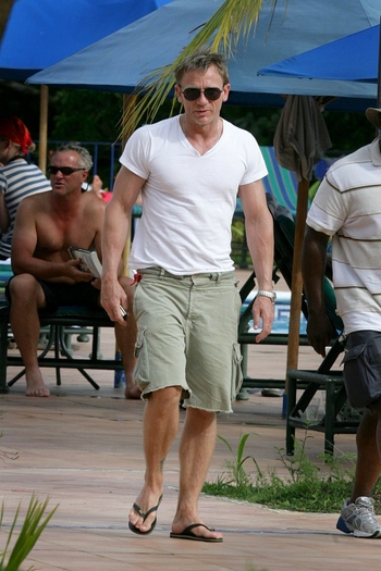 Daniel Craig