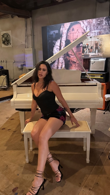 Kat Dahlia