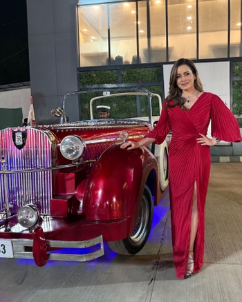 Neelam Kothari