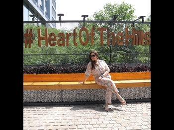  alt="Neelam Kothari"