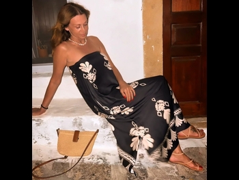  alt="Elina Kefi"