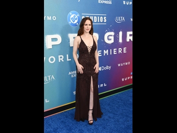  alt="Rachel Brosnahan"