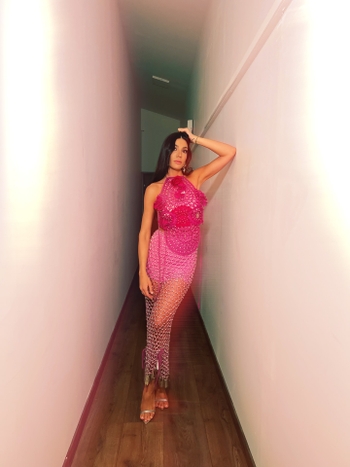 Ivi Adamou