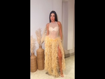  alt="Ivi Adamou"