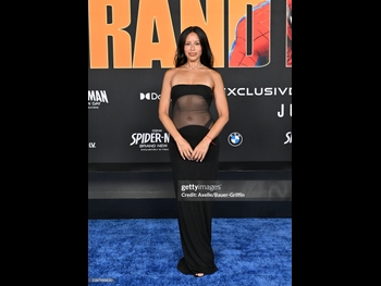  alt="Naz Perez"