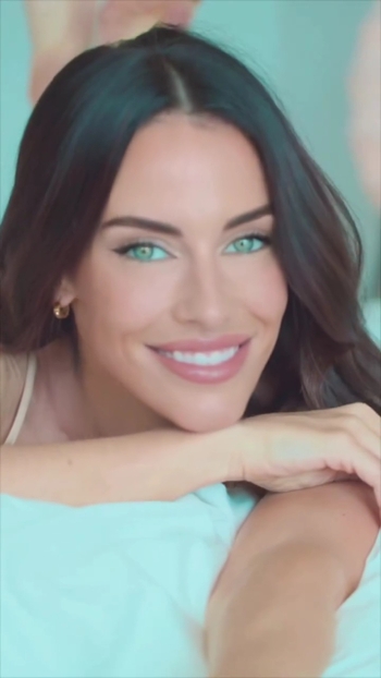 Jessica Lowndes