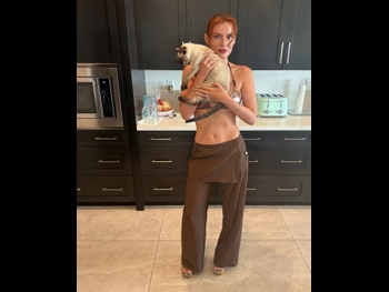  alt="Bella Thorne"