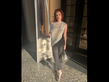  alt="Bella Thorne"