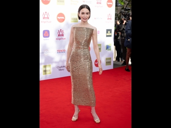  alt="Lily Collins"