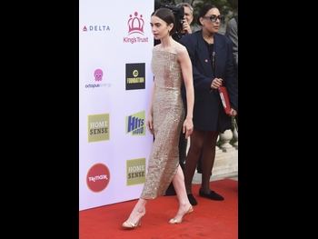  alt="Lily Collins"