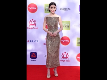  alt="Lily Collins"