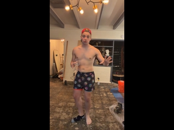  alt="Elliott Norris"