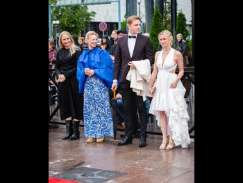 alt="Minka Kuustonen"