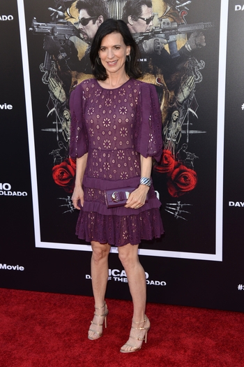 Perrey Reeves