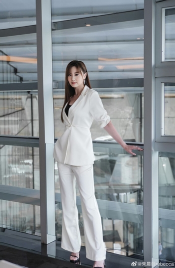 Rebecca Zhu