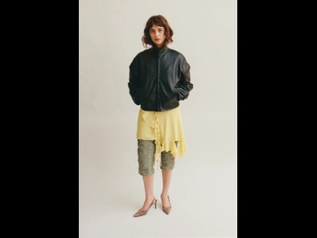  alt="Clairo"