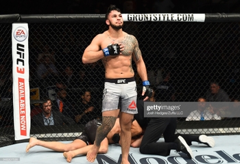 Brad Tavares