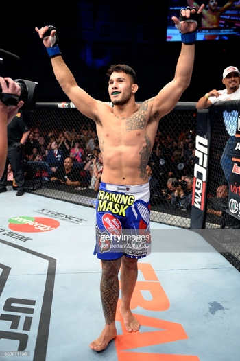 Brad Tavares