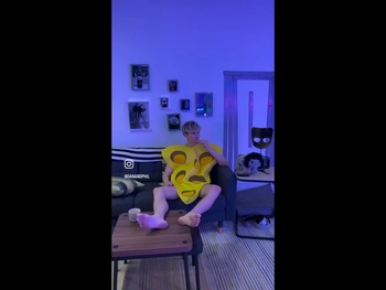  alt="Phil Lester"