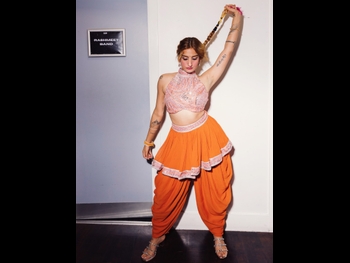  alt="Rashmeet Kaur"