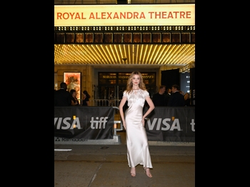 alt="Alison Thornton"