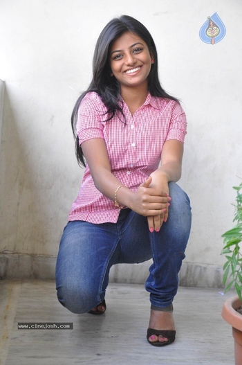 Anandhi