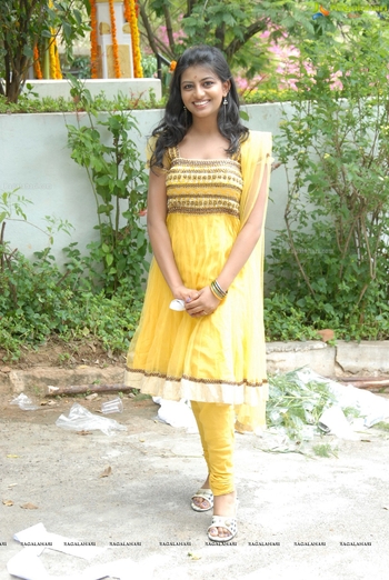 Anandhi