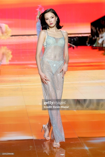 Xiao-Wen Ju