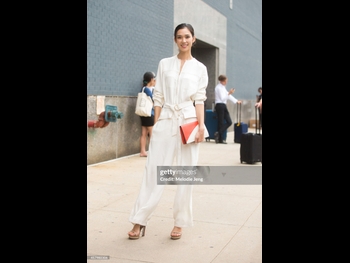  alt="Tao Okamoto"