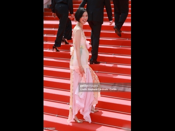  alt="Tao Okamoto"