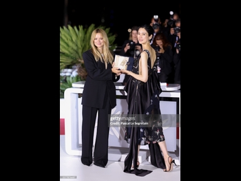  alt="Tao Okamoto"