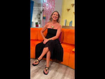  alt="Anne Igartiburu"