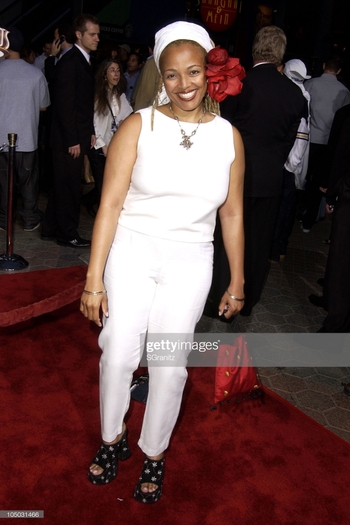 Kim Fields (I)